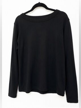 Central Park West New York Black Long Sleeve Knit Top - Women’s Large